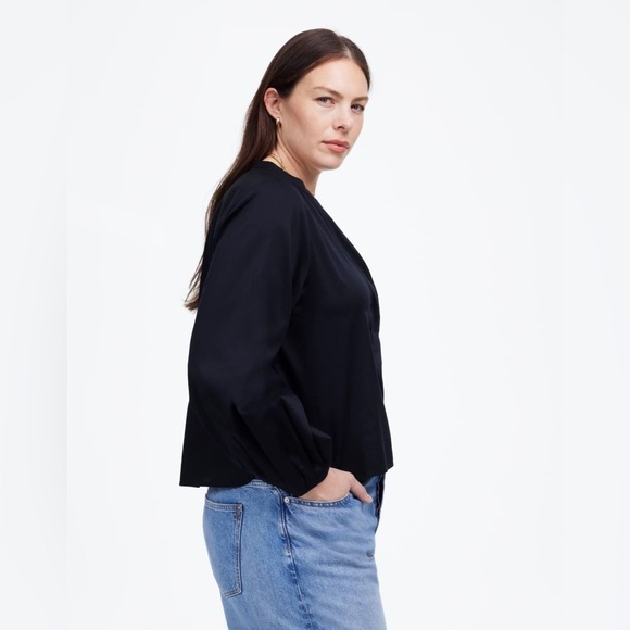 NWT Madewell V-Neck Long-Sleeve Cotton Top in Deep Indigo, Size Medium - Picture 5 of 14